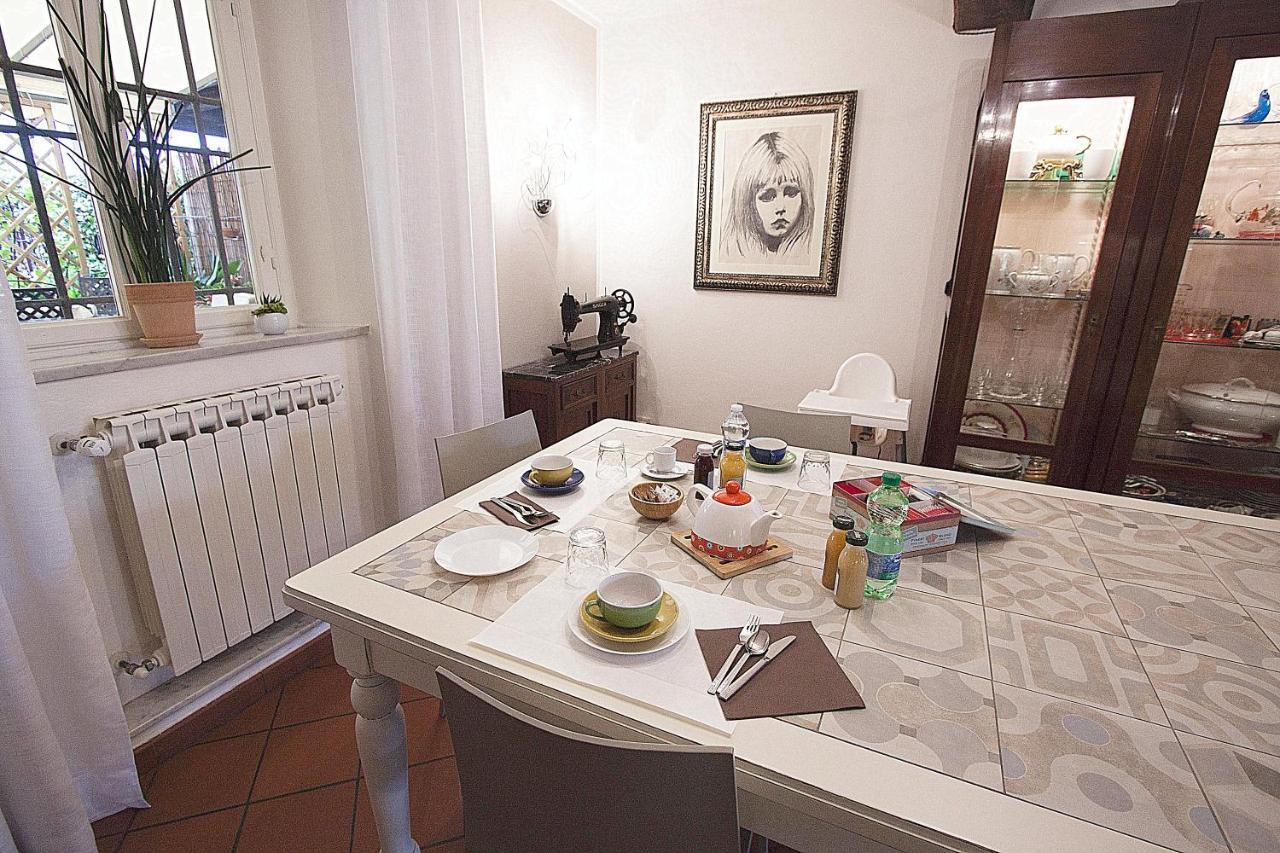 Il Fiore All'occhiello Couette-café Lucques