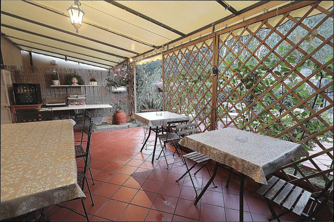 Il Fiore All'occhiello Couette-café *